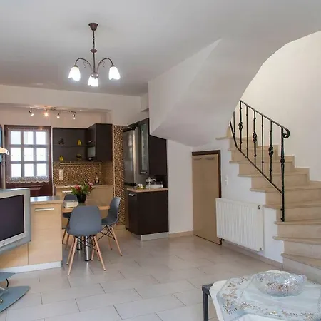 Cosy House Apartment *